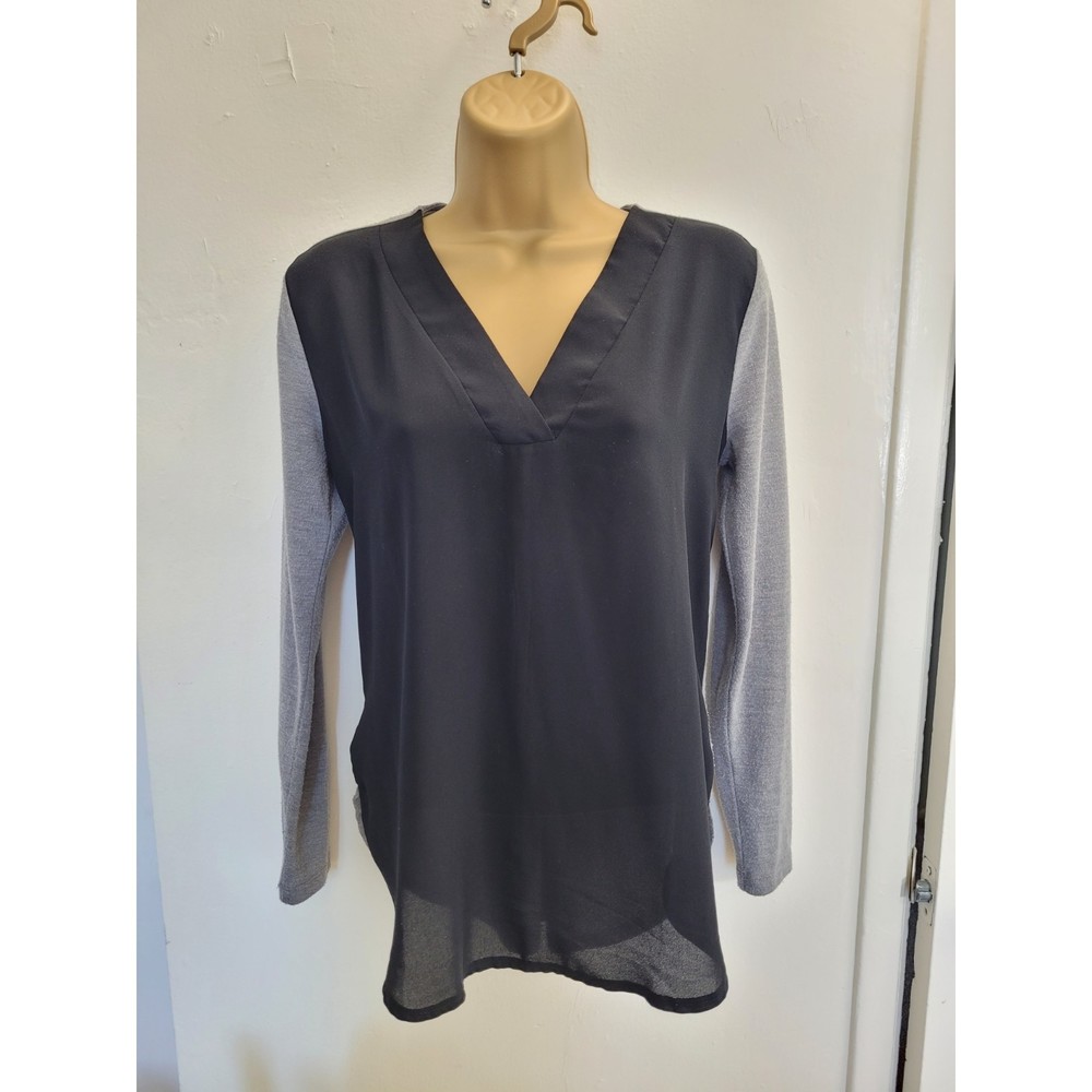 Loft | Black Gray Color Block | Longsleeve Top | Womens XSP